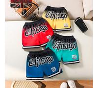 4 pièces Short style garçon jeune avec imprimé gradient 3D lettres Chicago. Shorts de sport confortables et à la mode, taille élastique, lavage en machine, convient pour les sorties en plein air, les