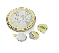 40 x Aimant Rond en néodyme avec adhésif Ø 8 mm x 0,75 mm, Disque magnétique - Tient 300 g - 40 pièces - Aimants permanents circulaires adhésifs de Terres Rares pour l'industrie et la Maison