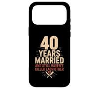 40 Years of Marriage & Still Haven't Killed Each Other Coque pour iPhone 17 Pro Max