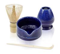 4PCS Service à Thé Japonais, Ensemble de Fouet à Matcha, Bol à Matcha avec Bec, Cuillère à Thé, Support de Fouet à Matcha, Kit de Fabrication de Thé pour les amateurs de Thé Matcha(Couleur A)