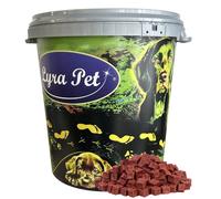 5 kg de cubes de viande de cheval Lyra Pet® dans un tonneau de 30 L