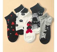 5 paires de chaussettes courtes à faible col pour femmes avec motif de chat et de cœur de bande dessinée. Chaussettes simples, confortables et respirantes, idéales pour un usage quotidien au printemps