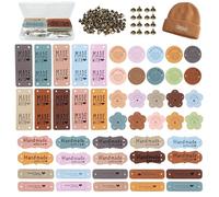 50 Étiquettes Fait Main Cuir à Coudre PU avec 75 Rivets, 1 Boîte Rangement, 5 Designs Personnalisées Étiquettes Fait Main à Coudre avec Trous, Etiquette Couture, pour DIY, Sacs, Chapeau, Tricot