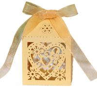 50pcs Coeur d'amour découpé au laser Boîtes de faveur de fête de mariage, Petits bonbons Boîtes de cadeau de chocolat Bride Anniversaire Douche Bomboniere Avec rubans