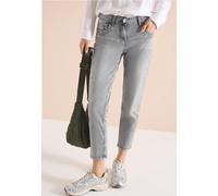 7/8 Mid Waist Slim Leg Jeans dans un Casual Fit