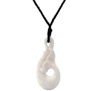 81stgeneration Grand Pendentif Queue de Baleine Hei Matau en Os Sculpté avec Motif Koru Gravé | Accessoire de Surfeur pour Homme | Collier en Cordon à Hameçon Style Maori | Bijoux Tribaux pour Femmes