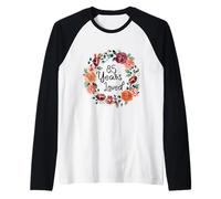 85 Years Loved 85th Birthday Floral Wreath Loved for Women Manche Raglan