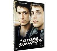 A cause d'un garçon E