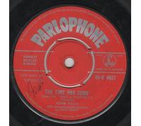A HELP-EACH-OTHER ROMANCE 7" (45) UK PARLOPHONE 1961 B/W TIME HAS COME (45R4837)