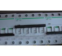 A9F08413 iC60H 4P D 13A DISJONCTEUR SCHNEIDER