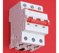 ABB Interrupteur principal disjoncteur de charge 2CDD283101R0032 SD203/32 3 b...