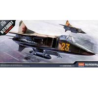 Academy MiG-27 Flogger-D URSS Modèle De Maquette 1:72 Russie Kit M-27 NEU