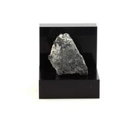Acmite. 27.8 Ct. Mont Saint-Hilaire, Québec, Canada.