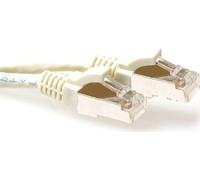 ACT Ivory 15 mètres de câble patch SFTP CAT6A snagless avec connecteurs RJ45. Cat6a s/ftp snagless iv 15.00m (FB6015)