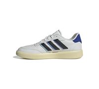 adidas Escarpins Noirs | La chaussure adidas est une chaussure de tennis basse avec tige en cuir synthétique, idéale pour une nouvelle