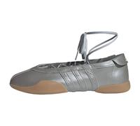 ADIDAS ORIGINALS Ballerines à lanières 'Taekwondo Mei' argent, Taille 39-39,5