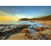 adrium Affiche 140 x 90 cm : coucher de soleil Cala Violina Bay Beach à Maremme, Toscane, destination en Méditerranée Italie, Europe, longue exposition (50490217)