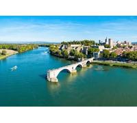 adrium Tableau en bois 80 x 50 cm : vue aérienne du pont Saint-Benezet du Rhône à Avignon, Avignon est une ville du Rhône dans le sud de la France.