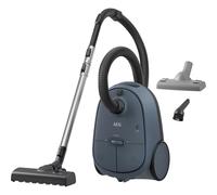 AEG AB61C2DBS Clean 6000 Aspirateur avec Sac, Variateur de Puissance, Sac S Ultra Longue Performance, Roues en Caoutchouc, Filtration HEPA, 55% Plastique recyclé, 850W, 3,5L, Bleu Denim