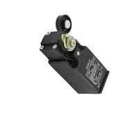 Aexit momentané rotatif Rouleau Piston Limit Switch Spdt 1 NO 1 NC AC 240 V 3 A Xck-p 780A514