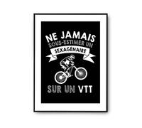 Affiche Homme vtt Sexagénaire | Poster Tableau Décoration Murale Cycliste | idée cadeau anniversaire 60 ans Noël fête des Pères A2