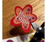 Affichesstore 30371 - Lot de 90 Stickers - 3 Feuilles de 30 Étiquettes Adhésives L34 H36 mm - Fleurs Plaisir d’Offrir Rouge - Autocollants Brillants