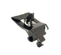 Agrafe de retenue des revêtements des montants