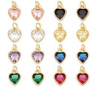 AHANDMAKER 16 Pcs Cubic Zirconia Coeur Pendentifs Charms, 8 Couleurs Coeur Forme Charmes Réel 18K Plaqué Or Laiton Pendentifs pour DIY Colliers Bracelets Boucles d'oreilles Fabrication de Bijoux