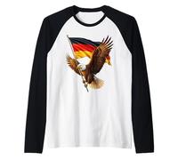 Aigle majestueux planant avec Le Drapeau National Allemand Manche Raglan