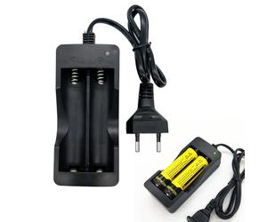 Aihoom Chargeur de Batterie, Chargeur Piles Rechargeables Li-ION 3.7V, Compatible avec 18650, 18490, 18350, 18500, 17500, 16340, 14500, Chargeur Intelligent pour Accus et Piles AA/AAA, USB Universel