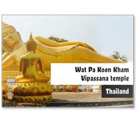 Aimant de réfrigérateur Big Golden Buddha Statut in Wat Pa Koon Kham Vipassana Temple Sakon Nakhon, Thaïlande