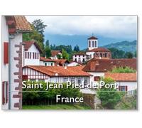 Aimant de réfrigérateur Maisons basques dans les Pyrénées Saint Jean Pied de Port France