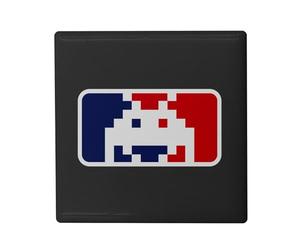 Aimant Frigo Céramique Carré - Invader Parodie Jeux Video Retro Arcade Game Retro Pixel Art - Format 5x5cm -Magnet Décoratif Souvenir pour Réfrigérateur et Tableau Magnétique Imprimé en France
