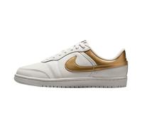 Air Jordan Skyline Low Chaussures pour femme (cygne/noir/doré métallique)
