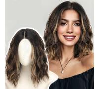 AISI HAIR Perruque blonde brune de 35,6 cm pour femme - Longueur des épaules avec dentelle pré-coupée - Raie au milieu - Cheveux ondulés - Fibre synthétique résistante à la chaleur