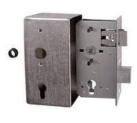 Alberts 413460 Boîtier de serrure | avec serrure galvanisée | acier | cote axe 55 mm | 185 x 90 x 40 mm