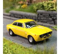 Alfa Romeo Giulia, Gta 1300 Junior, jaune, 1972 - Minichamps 870124021 - 1/87