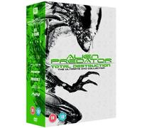 Alien & Predator Total Destruction Box Set [Import]