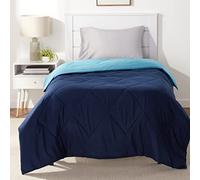 Amazon Basics Couette 4 Saisons réversible pour lit 1 Personne, 135 x 200 cm, bleu marine/bleu ciel