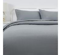 Amazon Basics Parure de Lit 2 Personnes 3 Pièces en Microfibre, Housse de Couette 240 x 220 cm et 2 Taies d'oreiller 50 x 80 cm, Gris Foncé Rayé