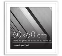 Americanflat Cadre 60x60 cm Blanc - Cadre Photo 50x50 cm avec Passe-Partout ou 60x60 cm sans Passe-Partout - Cadre Photo Carré - Vitre Plexi Poli - Cadre Carré pour Suspension Murale