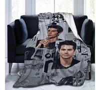 Amkong Dylan O'Brien Couverture ultra douce en flanelle polaire pour toutes saisons - Légère - Pour salon et chambre à coucher - 152,4 x 127 cm