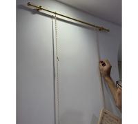 AMUFJJ cimaise pour Tableau Rail De Galerie Extra Long en Laiton, Système Suspension Cimaises avec Crochets Réglables, Support Mural pour Exposition d'art(32"/81cm Rail,60"/152cm Chain)