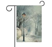 Ancien lampadaire dans le jardin enneigé Drapeau saisonnier Vacances en toile de jute double face Maison cour Drapeaux extérieurs 30,5 x 45,7 cm