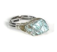 Anneau De Pierre Labradorite Irrégulière Bague en Pierre Naturelle Couleur Argent Bague D'Ouverture Réglable Femmes Déclaration Bagues Simples Cadeau Saint Valentin pour Femme Petite Amie Maman