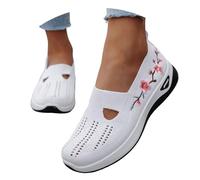 Antidérapantes : Pour éviter les chutes sur sol glissant, ces chaussures de marche pour femmes sont dotées d'une semelle imprimée en relief qui augmente la friction entre la chaussure et le sol.