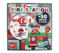 APLI Kids 19373 - Jeu d'autocollants la caserne de Pompiers - 50 Stickers Amovibles et 1 scène de Jeu pour Coller Les Autocollants - Dès 3 Ans.