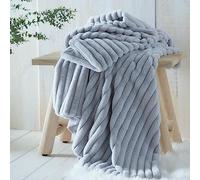 Appletree Plaid en Fausse Fourrure - Gris - 180 x 130 cm - Couverture en Peluche Douce pour canapé ou lit - Imitation Fourrure de Lapin de Luxe - Réversible et rembourré - Coussin Assorti Disponible