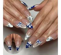 Appuyez Sur Les Amandes Sur Les Clous Avec Bleuet Et Design Faux Fini Brillant