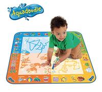 AquaDoodle Tomy - Tapis Classique 4 Couleurs T72372, Tapis de Dessin à Eau, Coloriage Géant, Tapis d'Éveil Adapté aux Enfants dès 18 Mois